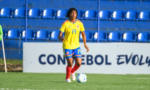 Arboleda y Viáfara, titulares en primera victoria de Colombia