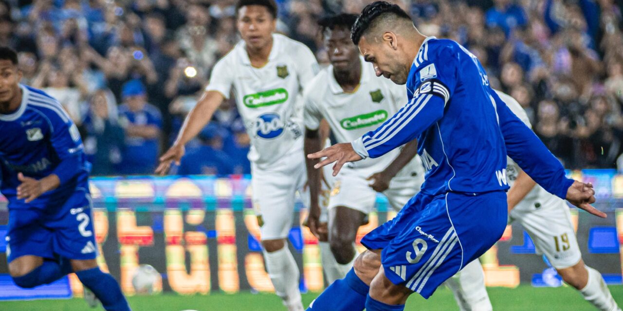 Millonarios vence a Águilas en el debut de Bustos en El Campín