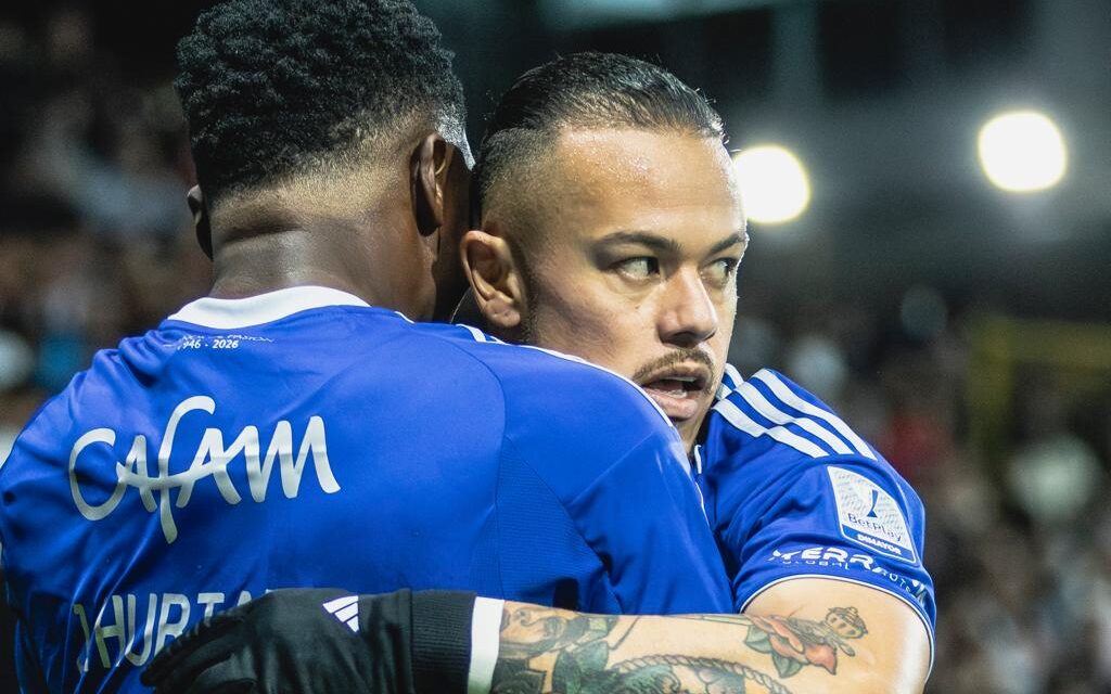 Millonarios sufre dura derrota frente a Internacional en Bogotá