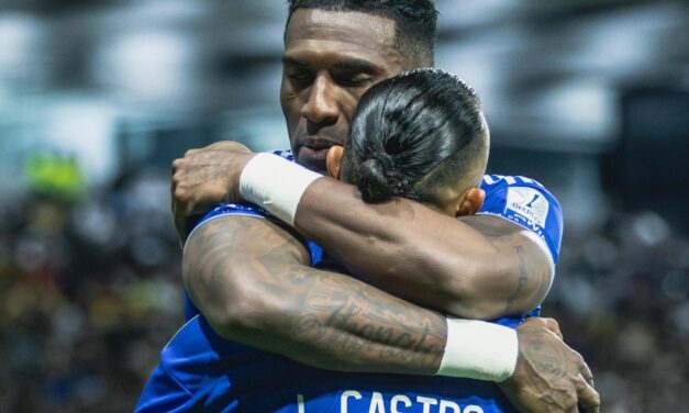 Millonarios compite, reacciona dos veces y pierde sobre el final