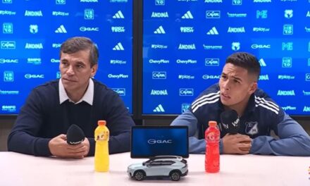 Primer triunfo de Fabián Bustos: «Con victorias se verá mejor fútbol»