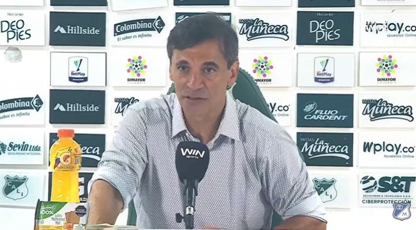 Bustos se estrena con empate y destaca el orden del equipo