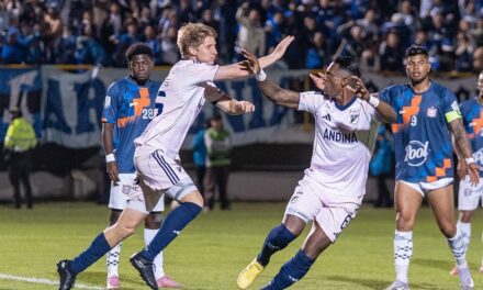 Millonarios, con uno menos, cae en Tunja