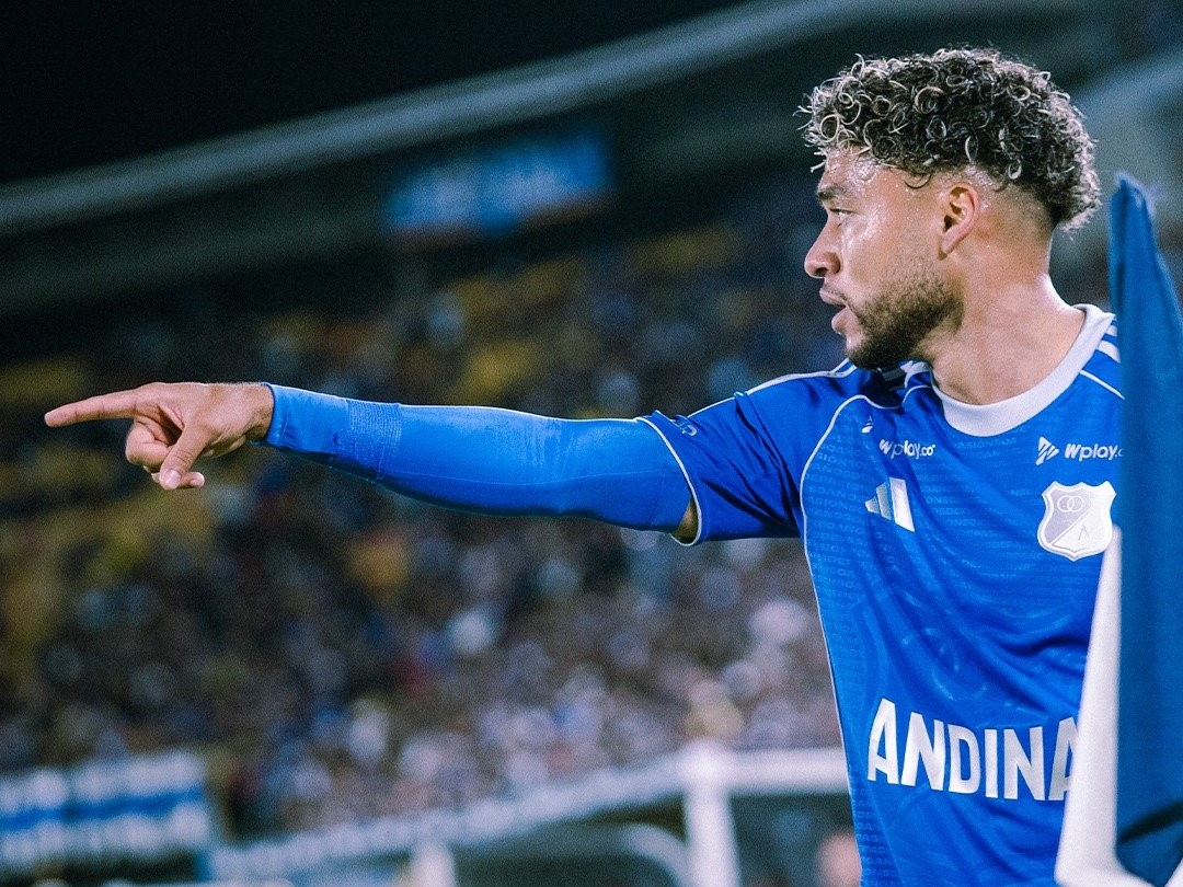 El punto más alto fue Sebastián Valencia. Como carrilero en la línea de 5, aportó regularidad, defensa y efectividad en el ataque (3 goles y 4 asistencias).