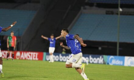 Millonarios sobrevive al caos y se aferra a la Sudamericana