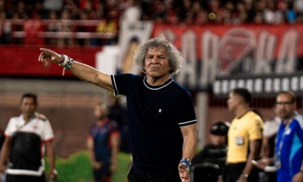 Alberto Gamero: «Este equipo tiene que acostumbrarse a buscar partidos»